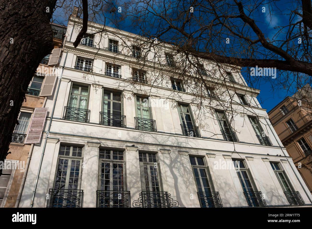 16 Quai de Bethune on the île SaintLouis, Paris, France (former home