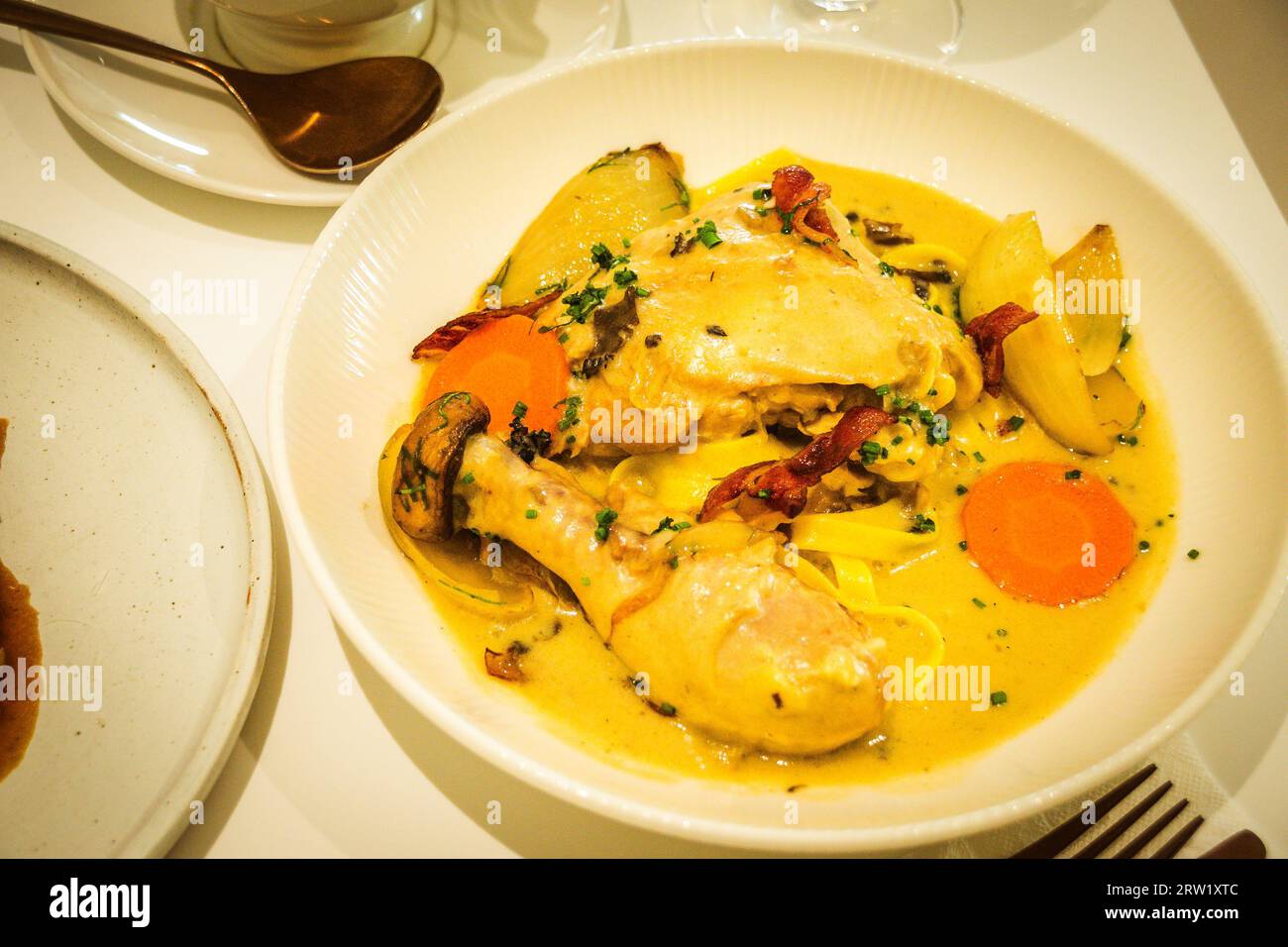 Chicken Vin Blanc Free range chicken leg, tarragon, maitake mushroom
