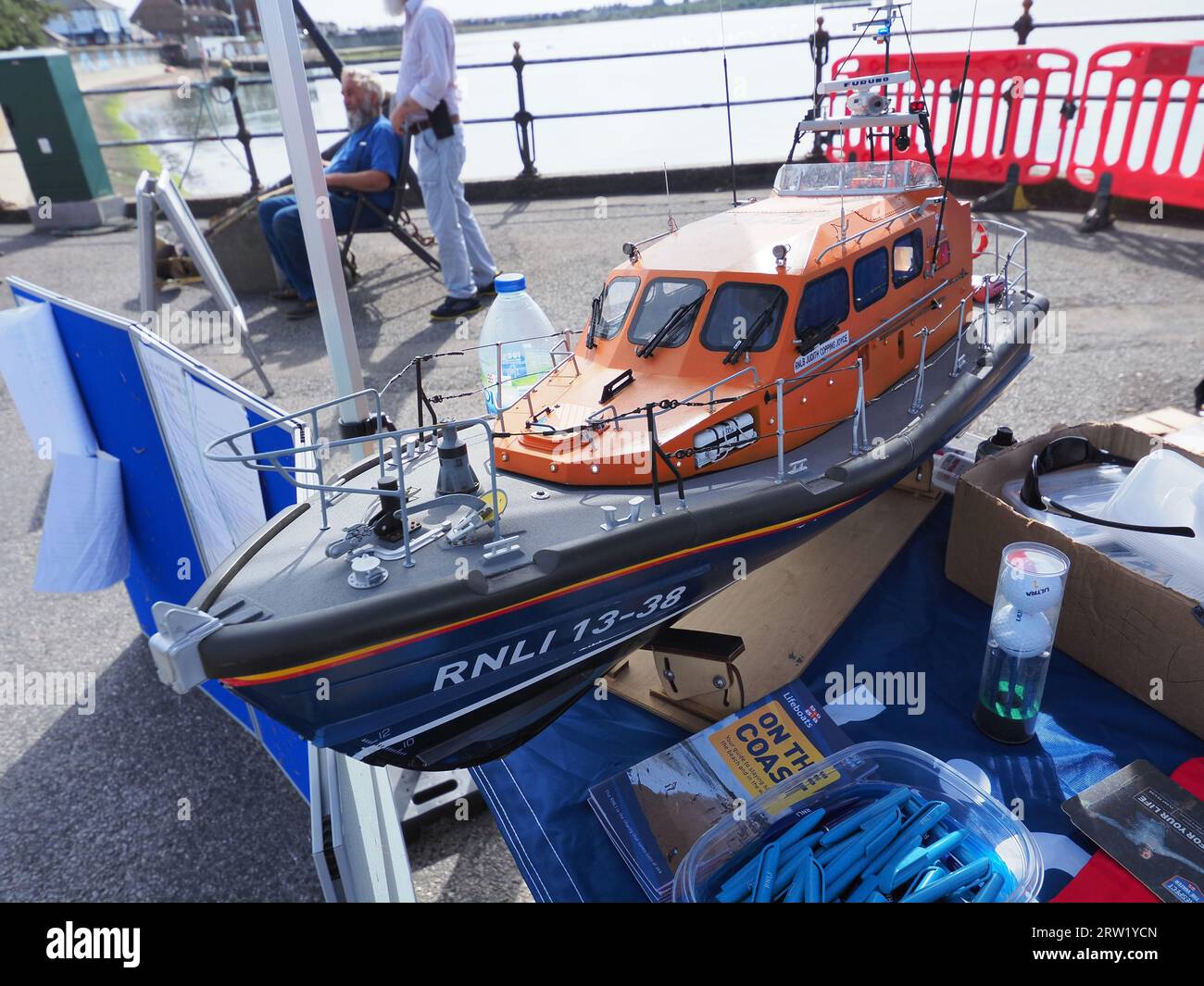 Queenborough, Kent, UK. 16th Sep, 2023. Fine weather for the annual Classic Boat Festival in Queenborough, Kent this afternoon organised by the Queenborough Harbour Trust. Pic: a scale model of the Shannon class Sheerness Lifeboat Credit: James Bell/Alamy Live News Stock Photo