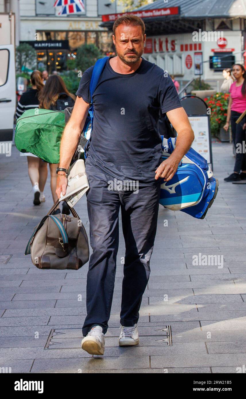 Jamie Theakston Leaves Global Radio With A Set Of Golf Clubs After ...