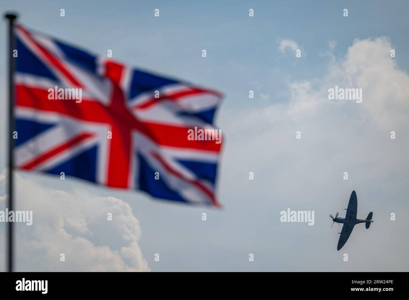 Duxford, UK. 16th Sep, 2023. The Battle of Britain Memorial Flight - an Avro Lancaster B1 with a Supermarine Spitfire - The Duxford Battle of Britain Air Show at the Imperial War Museum (IWM) Duxford. Credit: Guy Bell/Alamy Live News Stock Photo