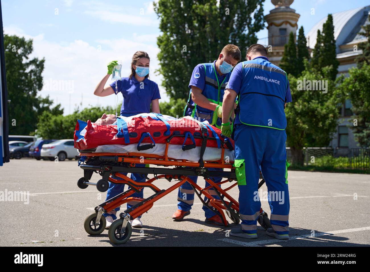 Ambulance staff laid the patient on a vacuum mattress Stock Photo Alamy