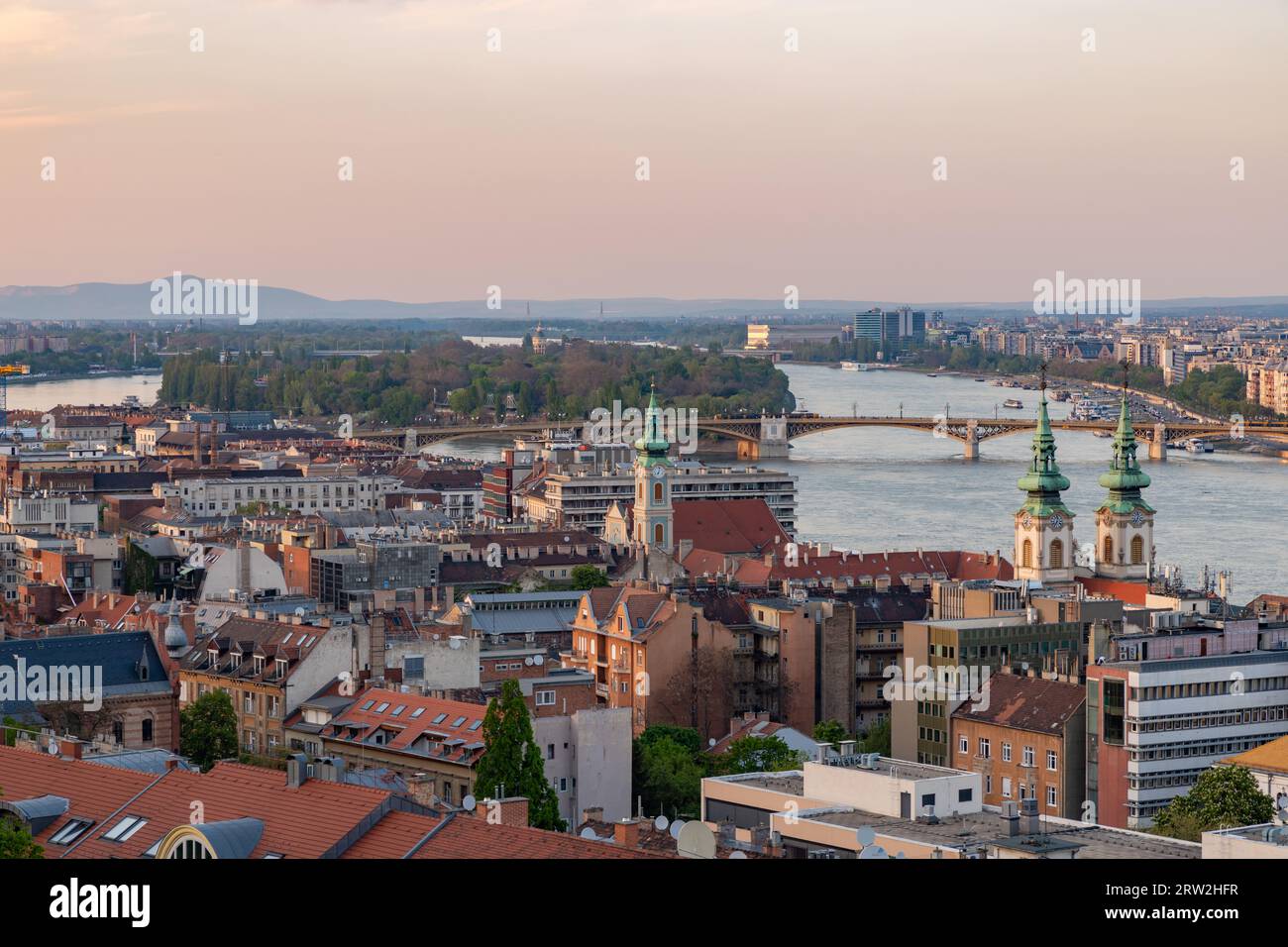 Sunset on margaret bridge hi-res stock photography and images - Alamy