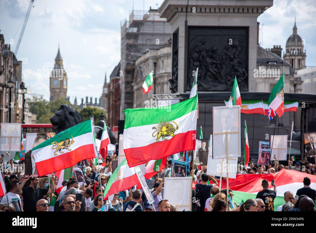 London, UK. 16th Sep, 2023. Crowds of protestors hold flags during the ...