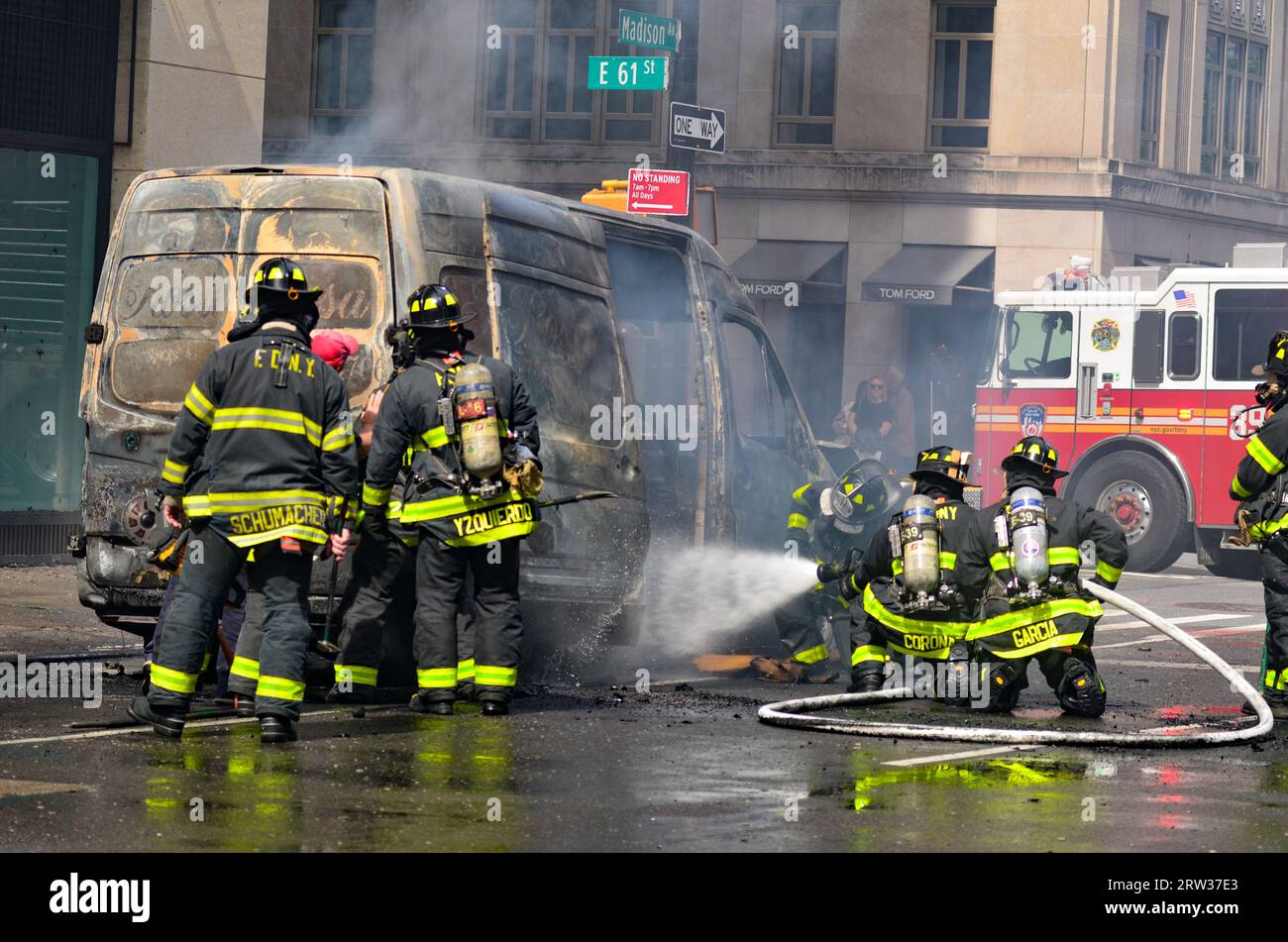 New York, NY, United States. 16th September, 2023. Members of the New York City Fire Department (FDNY) are seen in action to take control of the car fire on Madison Avenue and 61st Street in New York City. Credit: Ryan Rahman/Alamy Live News Stock Photo