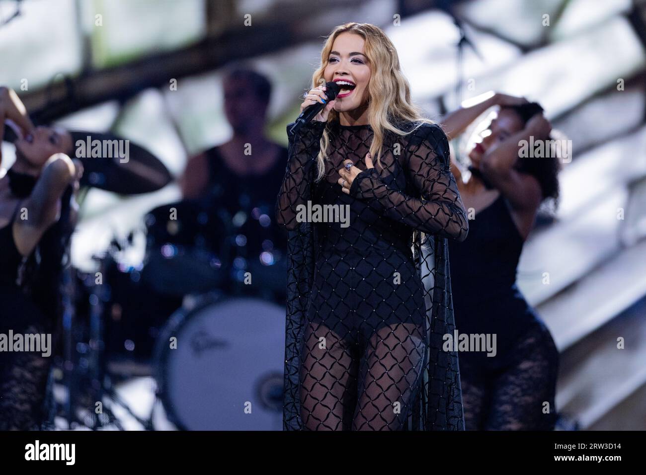 Duesseldorf, Germany. 16th Sep, 2023. Rita Ora, British singer, takes ...
