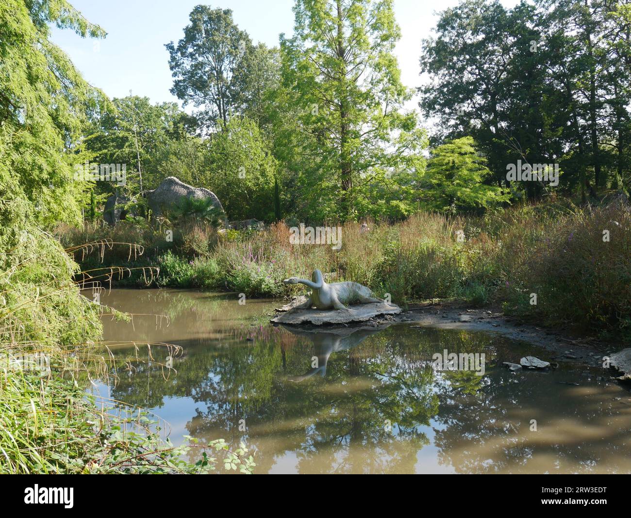 Crystal Palace Dinosaurs, London, England Stock Photo - Alamy