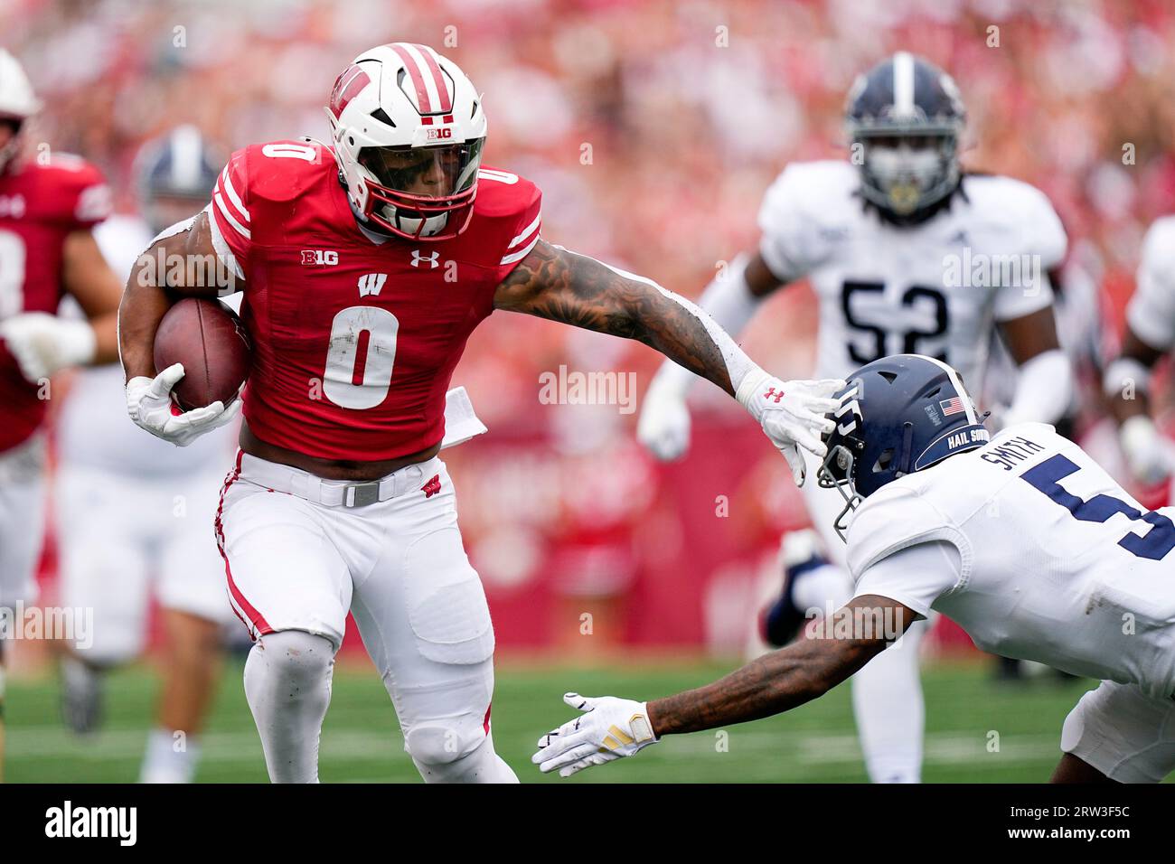 Wisconsin running back Braelon Allen (0) runs against Southern