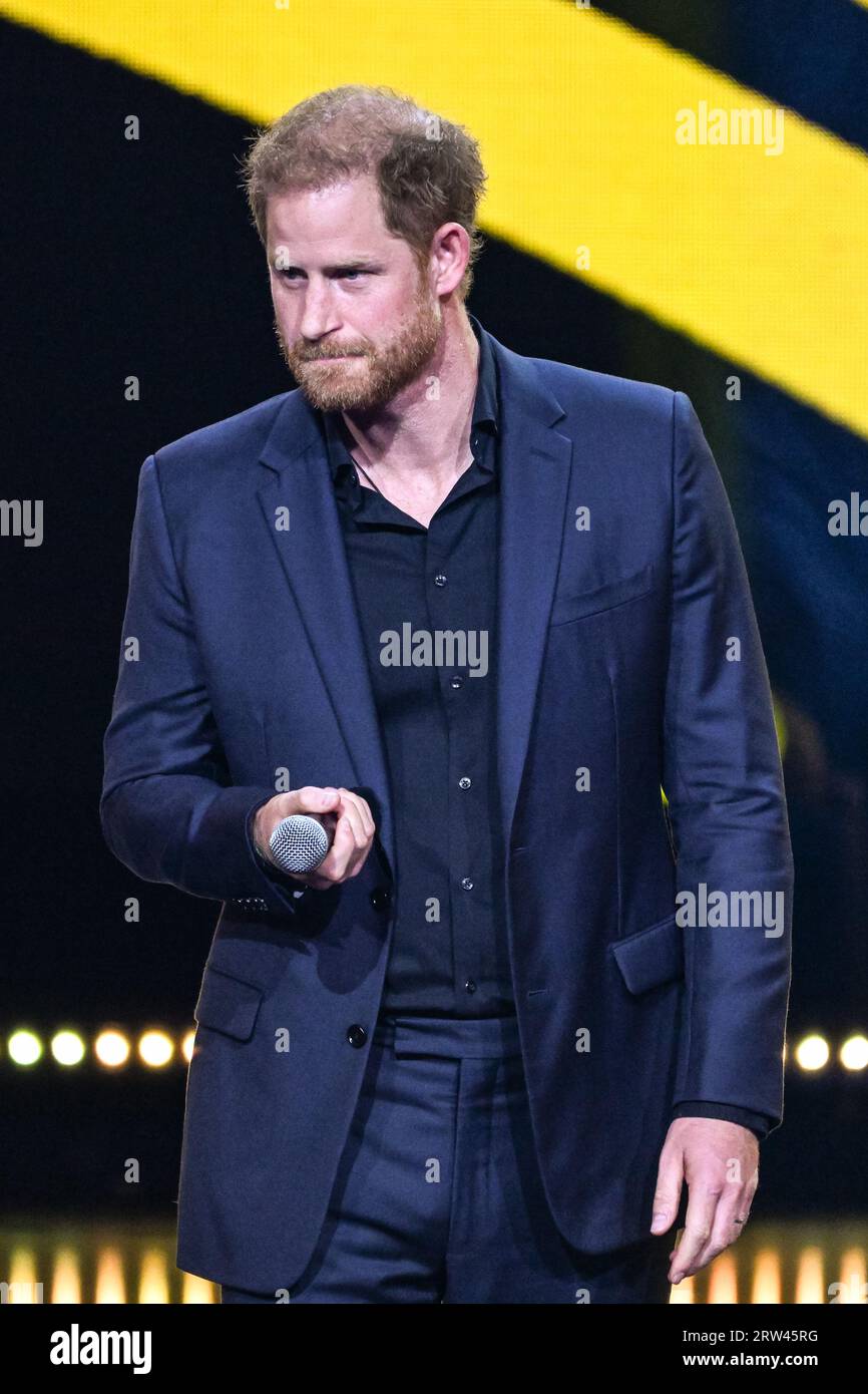 Düsseldorf, Germany. 16th Sep, 2023. Prince Harry, the Duke of Sussex speaks at the ceremony. The Invictus Games Düsseldorf conclude with a closing ceremony at Merkur Spiel Arena. 21 nations participated in the games this year. Athletes parade around the arena and participate, and there are performances from singers Sam Ryder and Rita Ora, as well as speeches from Prince Harry, German President Steinmeyer and other dignitaries. Credit: Imageplotter/Alamy Live News Stock Photo
