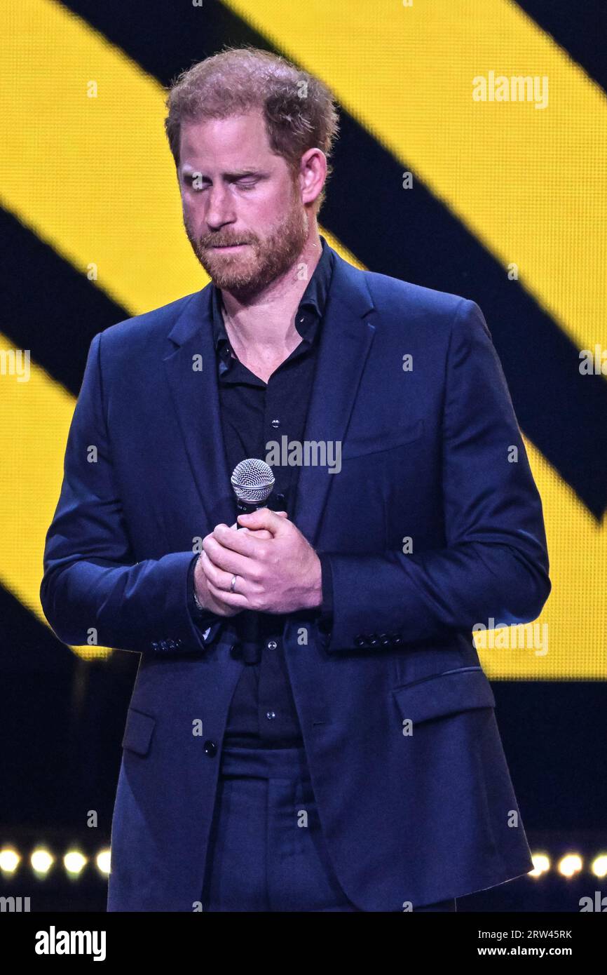Düsseldorf, Germany. 16th Sep, 2023. Prince Harry, the Duke of Sussex speaks at the ceremony and appears to be close to tears at one point where he reports on a soldier's story. The Invictus Games Düsseldorf conclude with a closing ceremony at Merkur Spiel Arena. 21 nations participated in the games this year. Athletes parade around the arena and participate, and there are performances from singers Sam Ryder and Rita Ora, as well as speeches from Prince Harry, German President Steinmeyer and other dignitaries. Credit: Imageplotter/Alamy Live News Stock Photo
