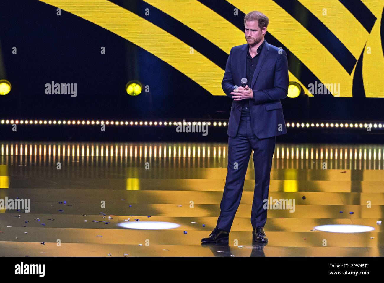 Düsseldorf, Germany. 16th Sep, 2023. Prince Harry, the Duke of Sussex, speaks at the ceremony, visibly moved and emotional in parts. The Invictus Games Düsseldorf conclude with a closing ceremony at Merkur Spiel Arena. 21 nations participated in the games this year. Credit: Imageplotter/Alamy Live News Stock Photo