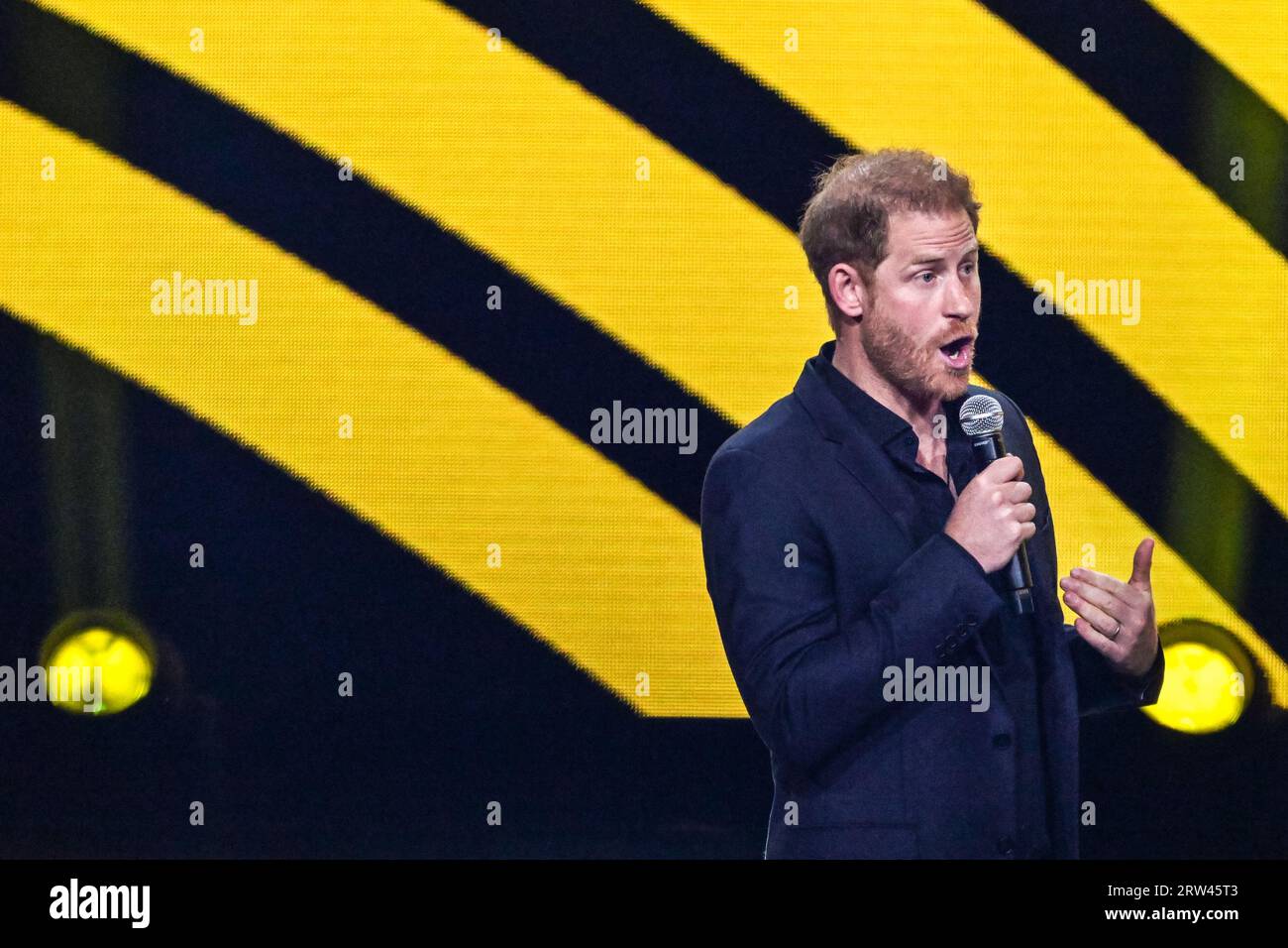 Düsseldorf, Germany. 16th Sep, 2023. Prince Harry, the Duke of Sussex speaks at the ceremony. The Invictus Games Düsseldorf conclude with a closing ceremony at Merkur Spiel Arena. 21 nations participated in the games this year. Athletes parade around the arena and participate, and there are performances from singers Sam Ryder and Rita Ora, as well as speeches from Prince Harry, German President Steinmeyer and other dignitaries. Credit: Imageplotter/Alamy Live News Stock Photo
