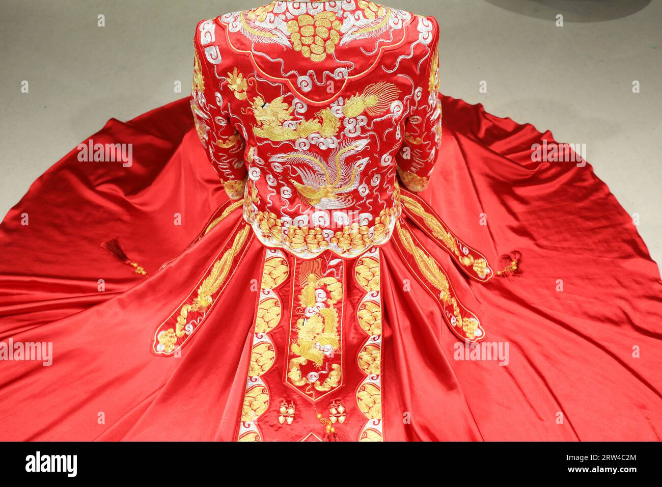 Close up of Chinese wedding dress Stock Photo - Alamy