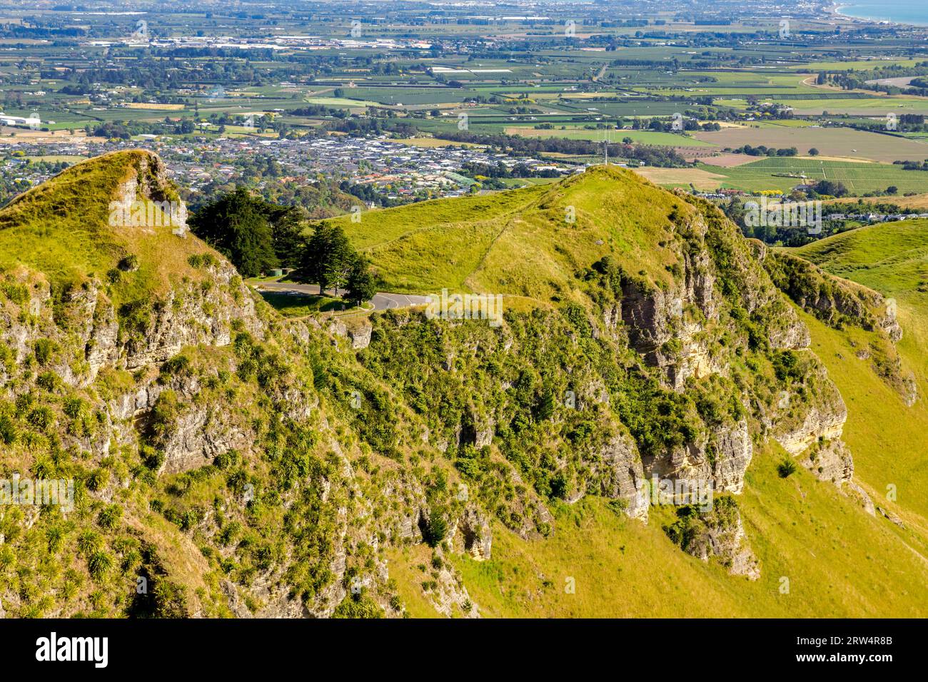 5 December 2023: Hawkes Bay, New Zealand, - Te Mata Peak, the view from the top, with the town of Havelock North below. Stock Photo