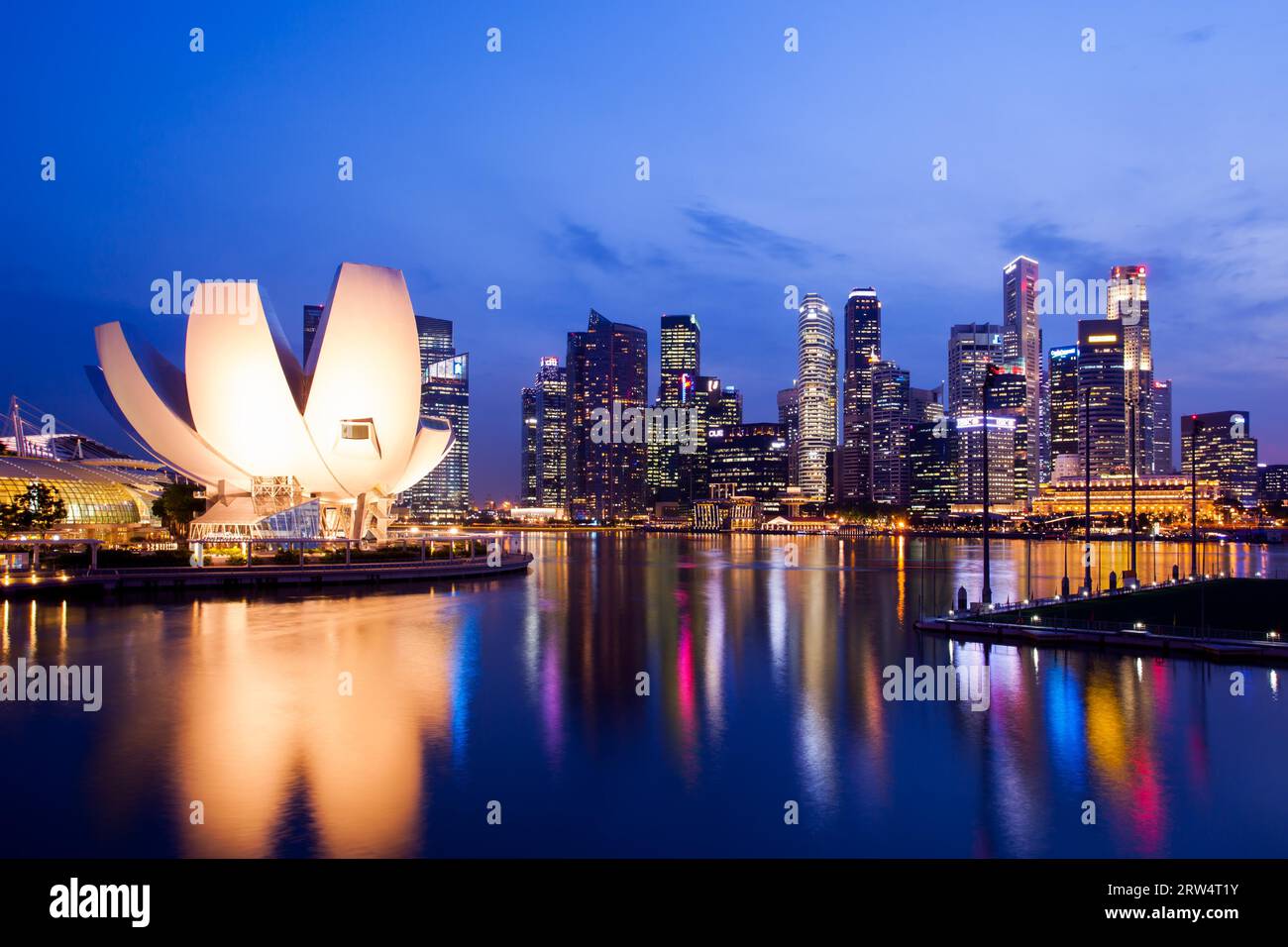 Singapore skyline 2014 hi-res stock photography and images