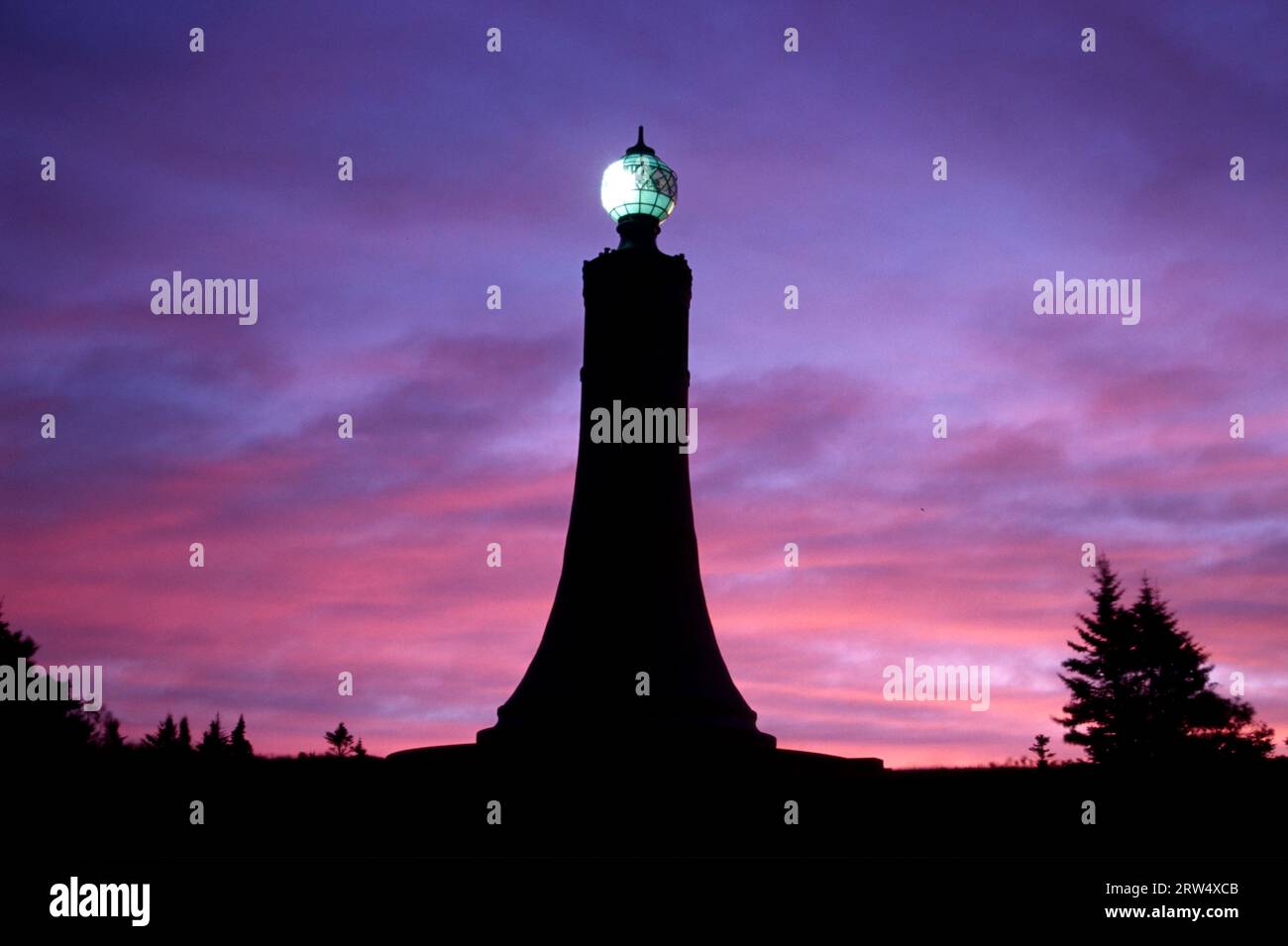 Summit memorial dawn, Mt Greylock State Reservation, Massachusetts Stock Photo