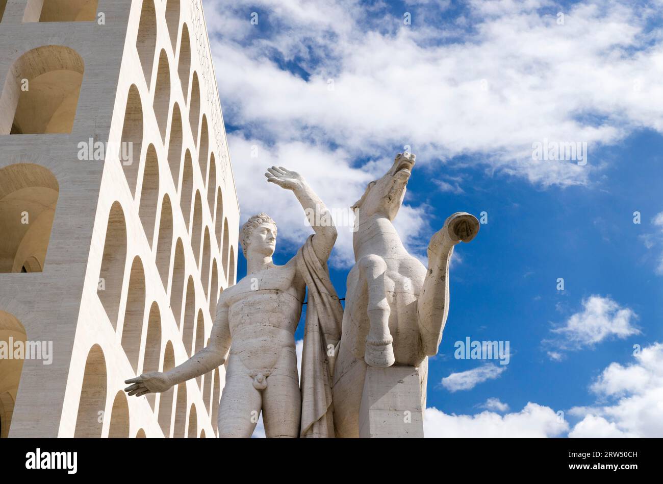Sculpture of the Palazzo della Civilta Italiana, Palace of the Italian