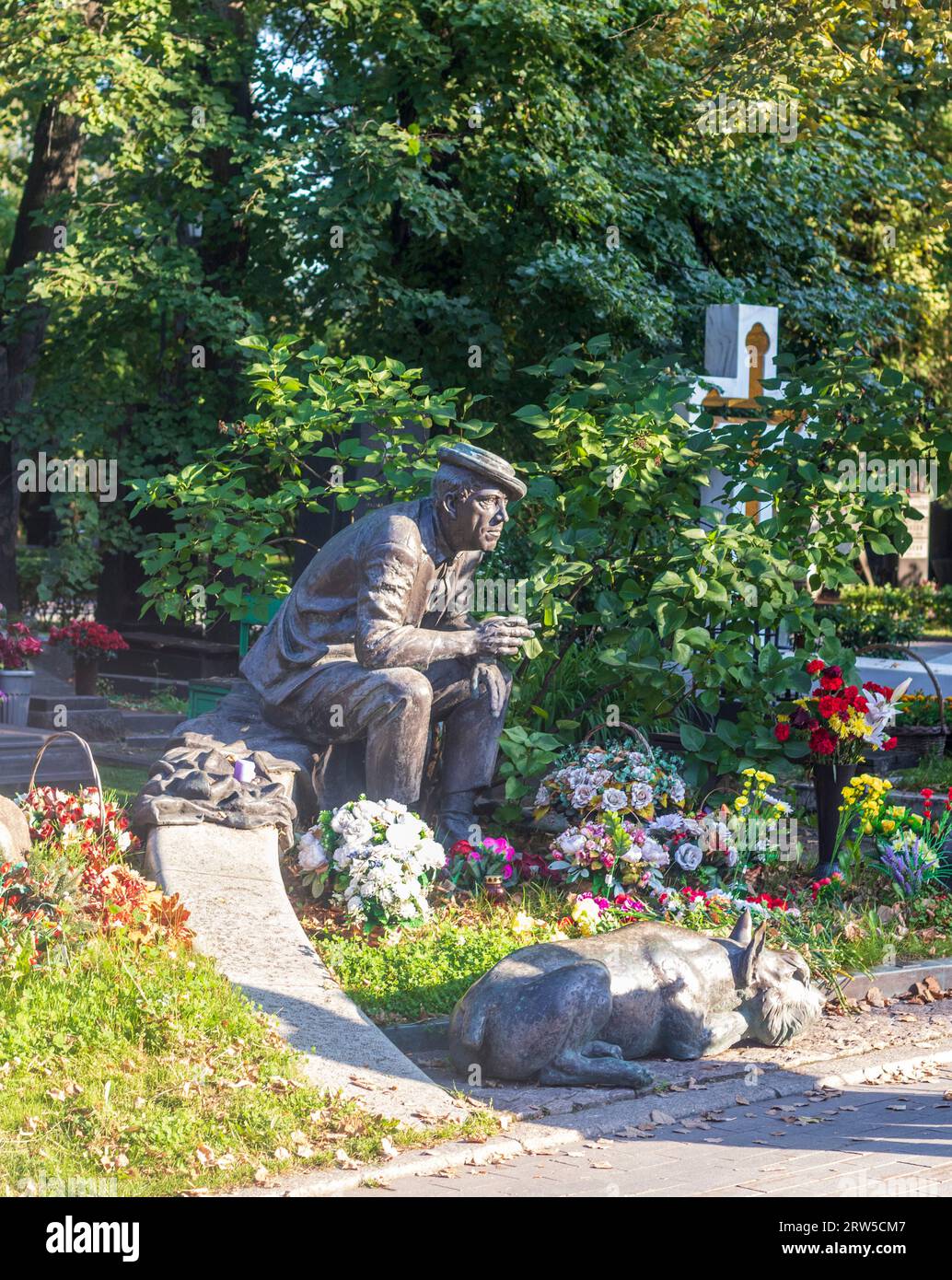 Moscow, Russia - 08.06.2023 - Memorial to the famous soviet russian artist and actor Yuriy Nikulin at novodevichy cemetery Stock Photo