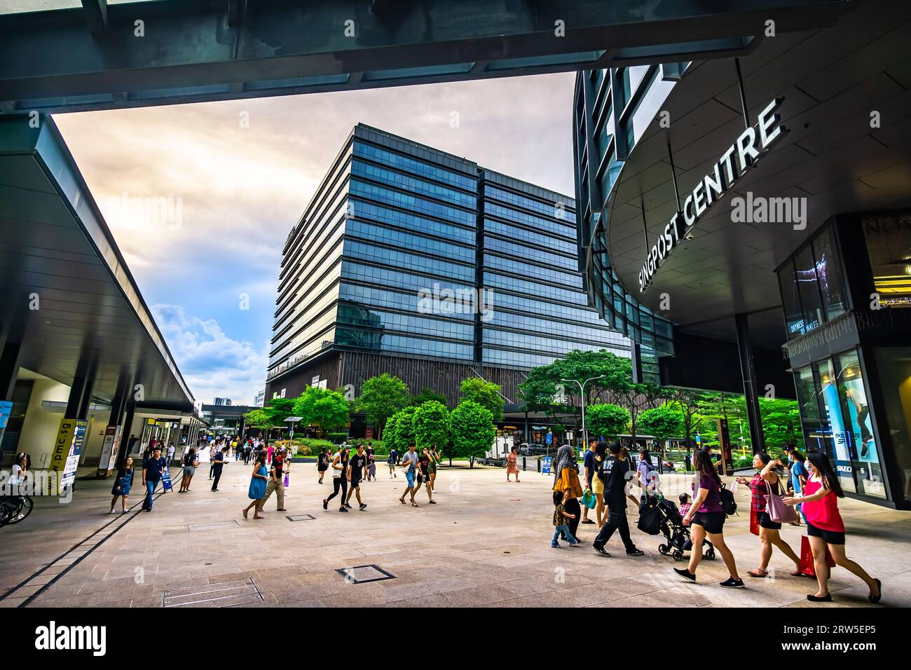 Paya Lebar Square is located within the culturerich neighbourhood of