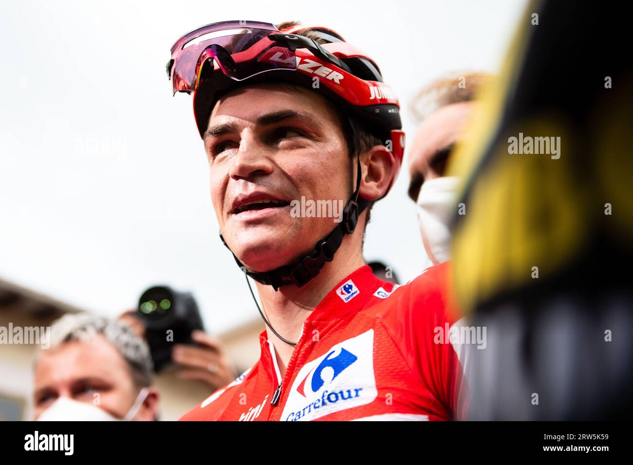 Guadarrama, Madrid, Spain. 16th Sep, 2023. Sepp Kuss (Jumbo-Visma), red jersey and winner of the Vuelta Espa''“a 2023, at the end of the stage 20 of the Spanish bicycle race La Vuelta on September 16, 2023 in Guadarrama, Spain (Credit Image: © Alberto Gardin/ZUMA Press Wire) EDITORIAL USAGE ONLY! Not for Commercial USAGE! Stock Photo