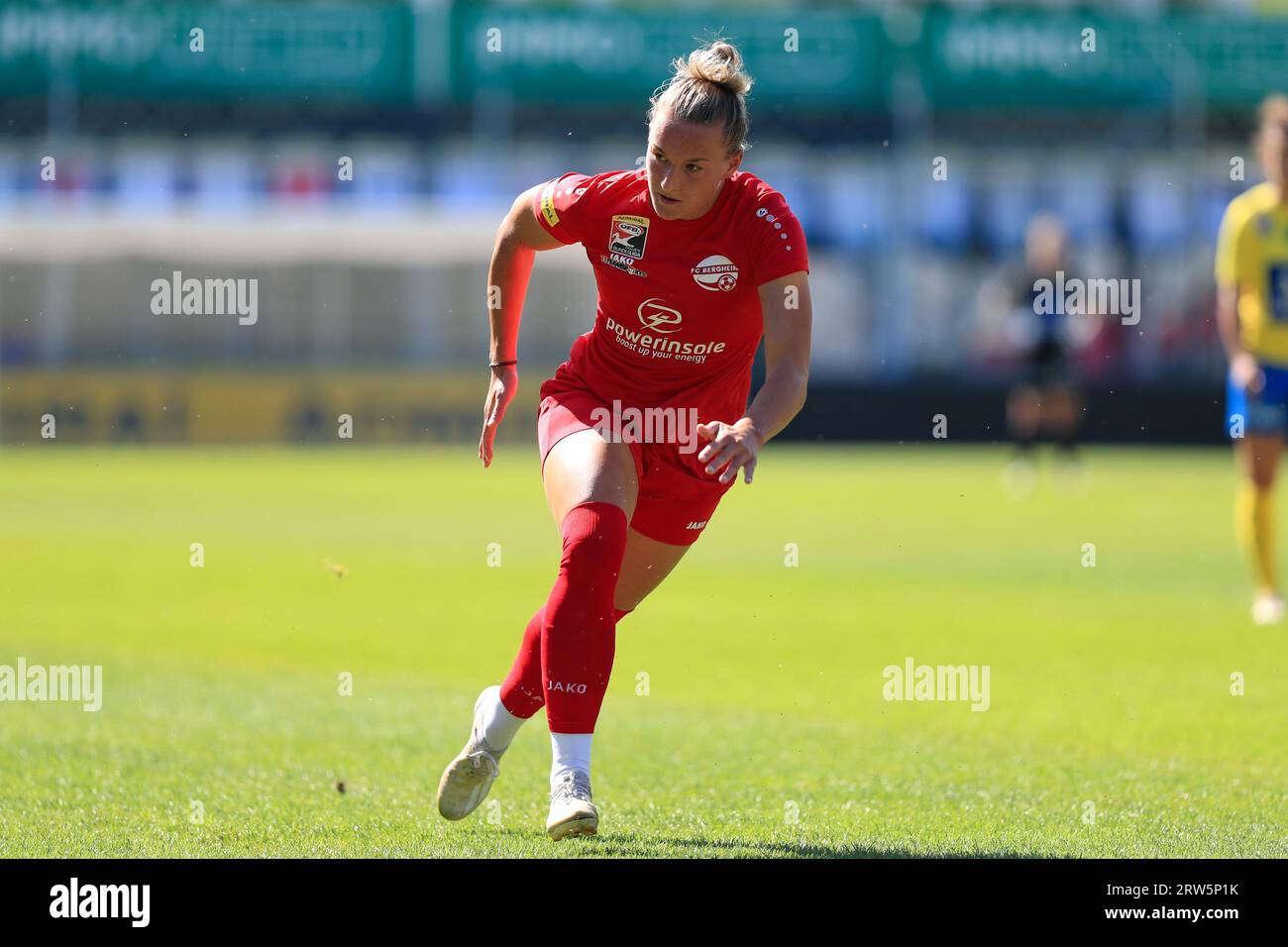 Elisabeth Strocker (16 Bergheim) in action during the Admiral Frauen Bundesliga match Vienna vs Bergheim at Hohe Warte (Tom Seiss/ SPP) Credit: SPP Sport Press Photo. /Alamy Live News Stock Photo