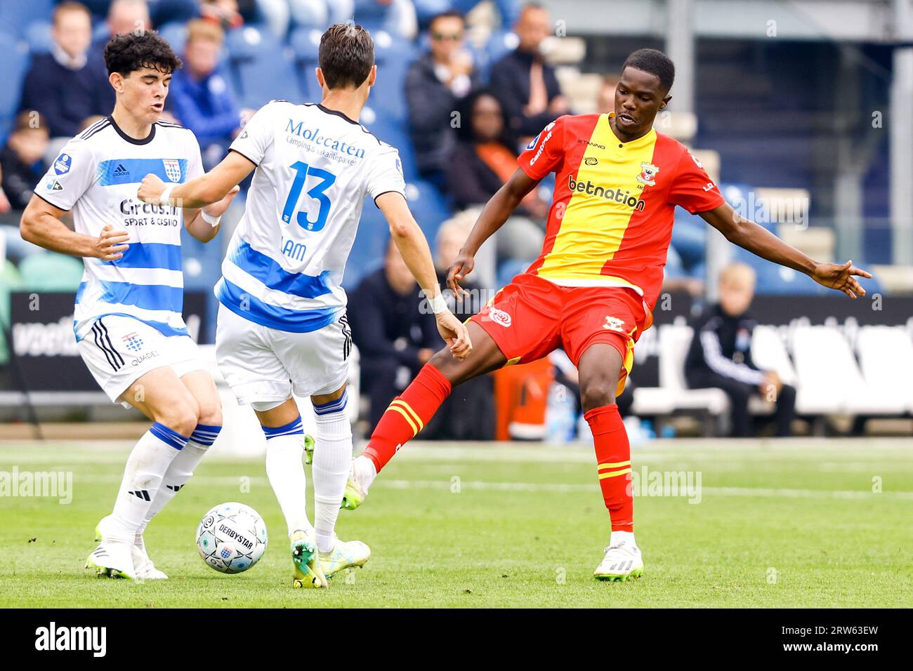 Zwolle, Netherlands. 17th Sep, 2023. ZWOLLE, Mac3Park Stadium, 1709