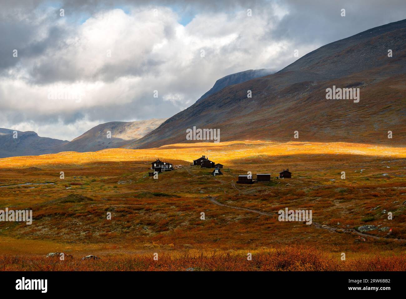 Salka Mountain Hut on Kungsleden hiking trail in early September, Lapland, Sweden Stock Photo