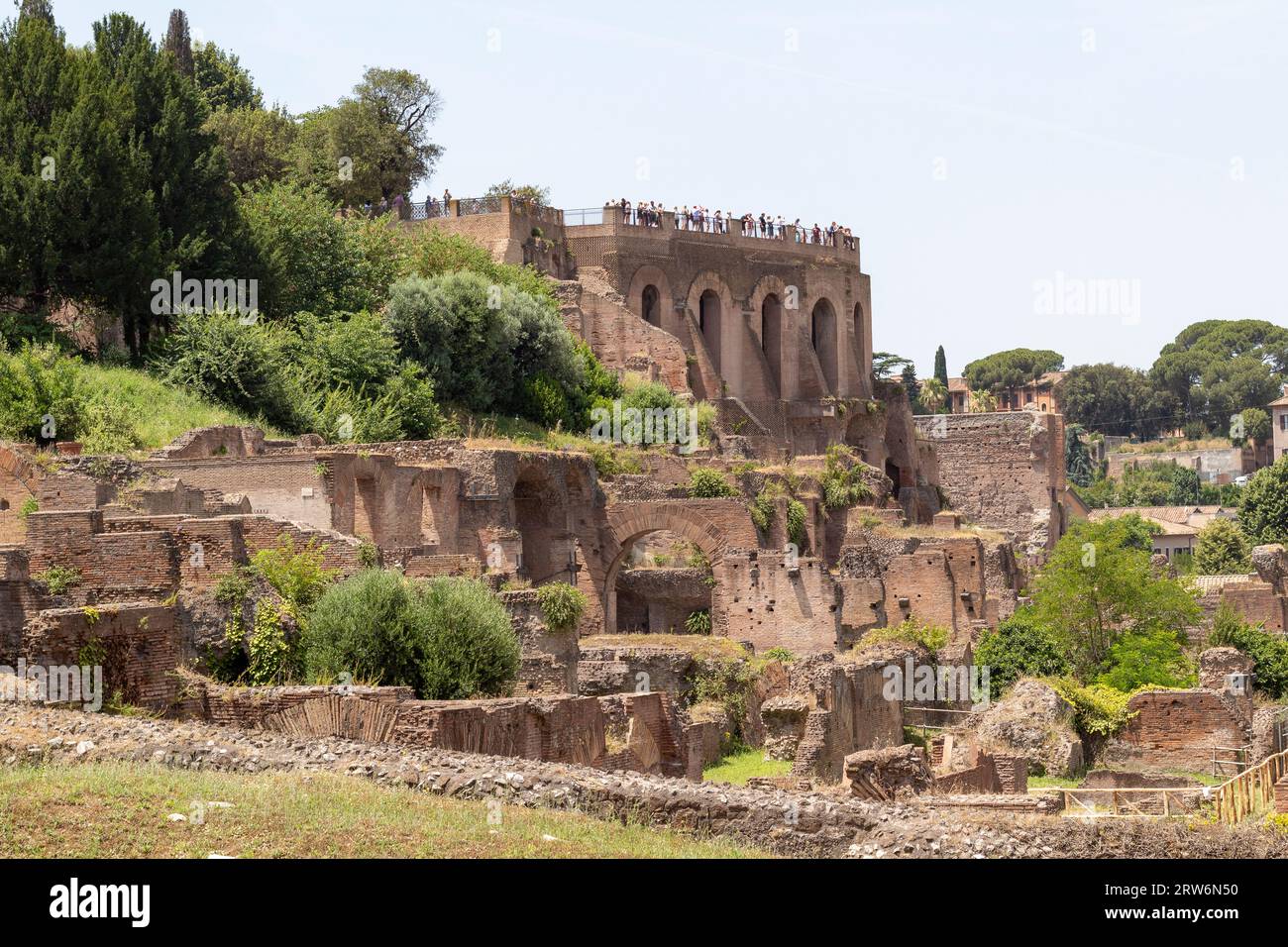 a-view-of-the-palatine-hill-in-rome-italy-stock-photo-alamy