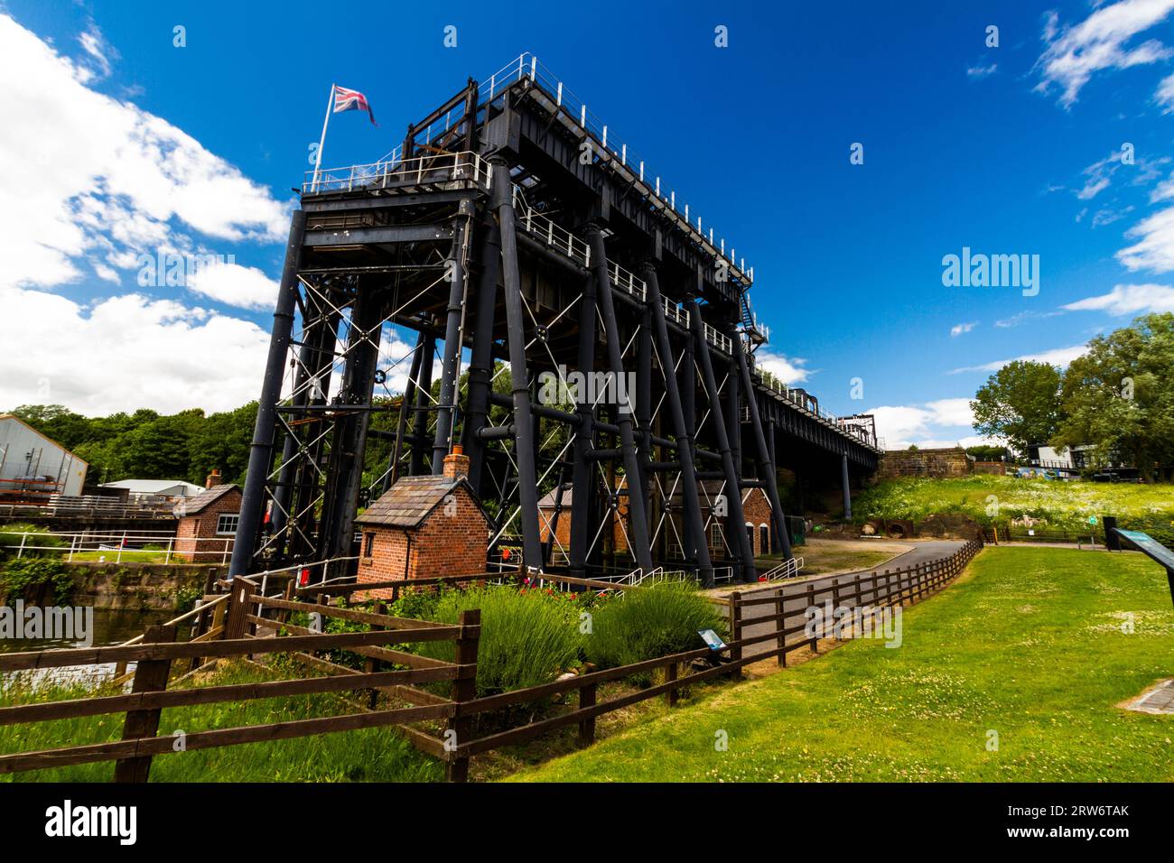 ANDERTON, ENGLAND – JUN 11  2022: View of the Anderton Boat Lift, vertically linking the River Weaver and the Trent and Mersey Canal, wide angle, land Stock Photo