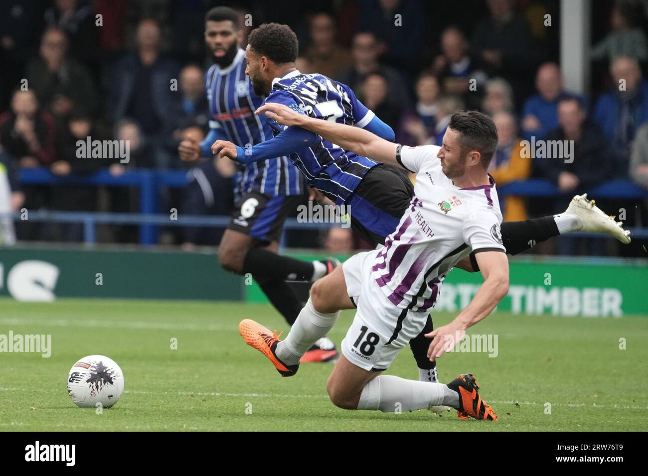 Rochdale vs Altrincham 21.11.2023 at National League 2023/24, Football