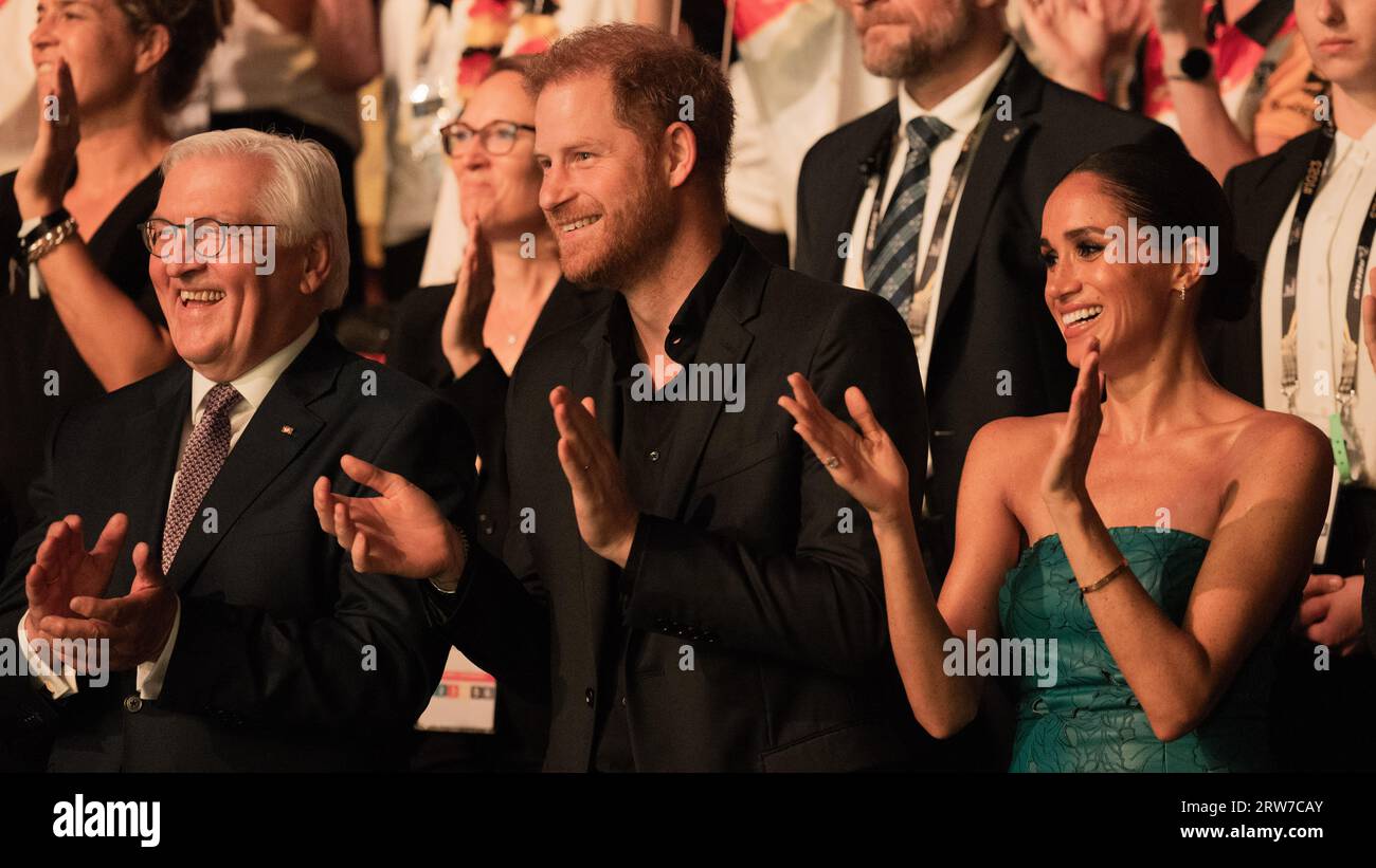 Duesseldorf, Germany. 16th Sep, 2023. Prince Harry and his wife Meghan with German President Frank-Walter Steinmeier at the Invictus Games in Düsseldorf. The Paralympic competition for war-disabled athletes was held in Germany for the first time. Credit: Rolf Vennenbernd/dpa/Alamy Live News Stock Photo