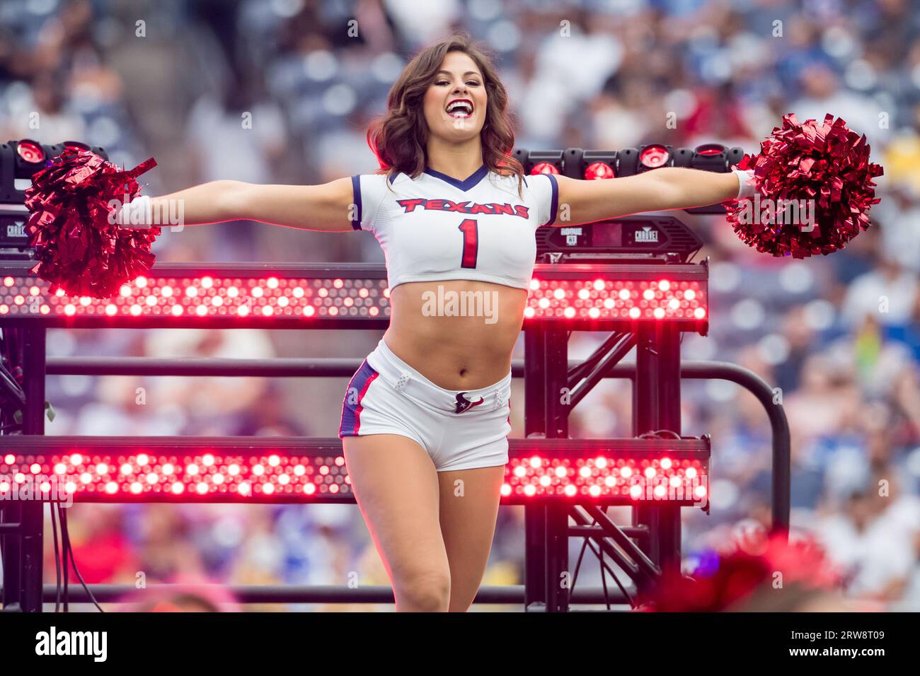 USA. 17th Sep, 2023. September 17, 2023: Houston Texans quarterback C.J.  Stroud (7) looks for a receiver during a game between the Indianapolis Colts  and the Houston Texans in Houston, TX. Trask