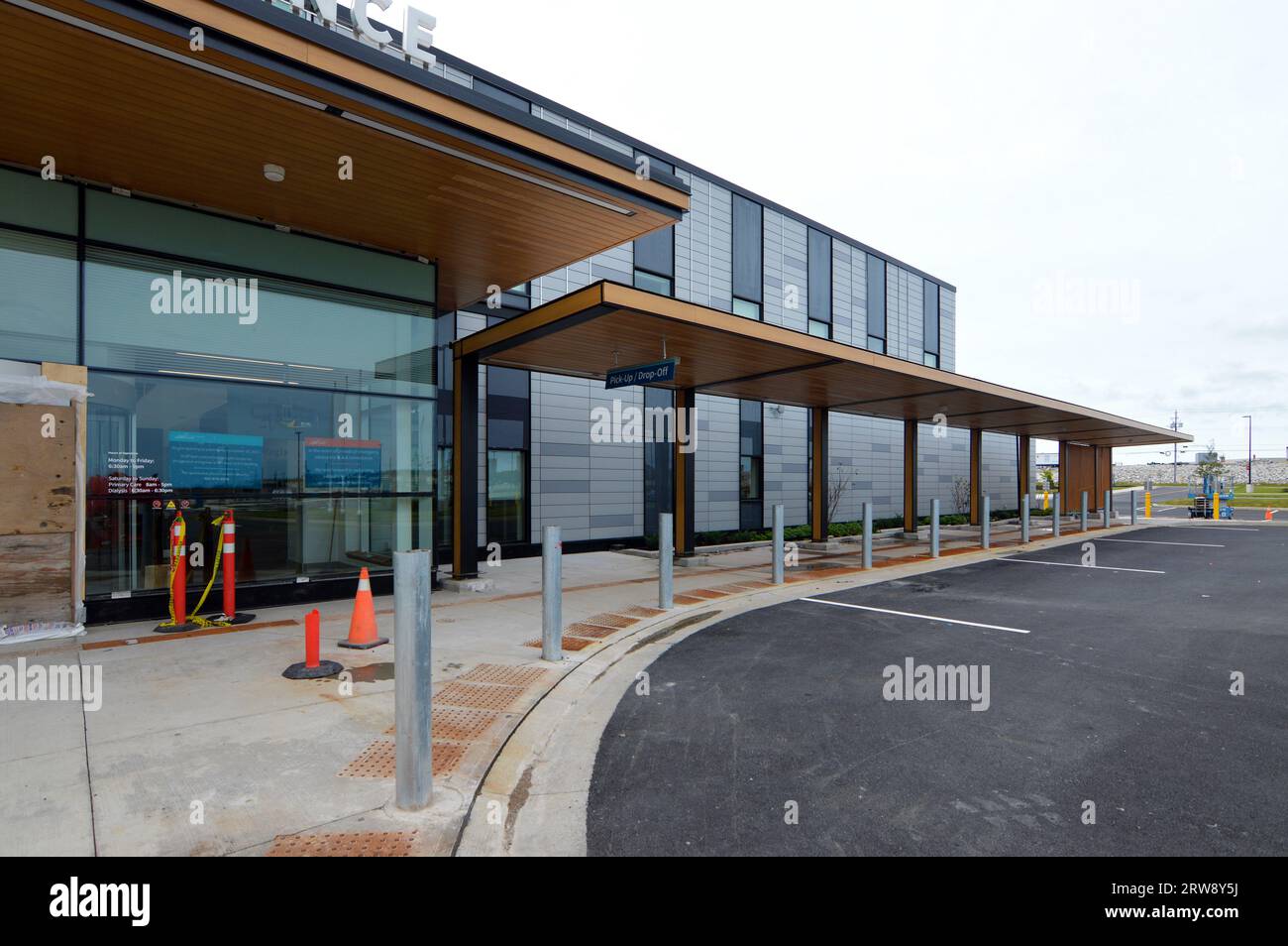 Main entrance of the new Bayers Lake Community Outpatient Centre