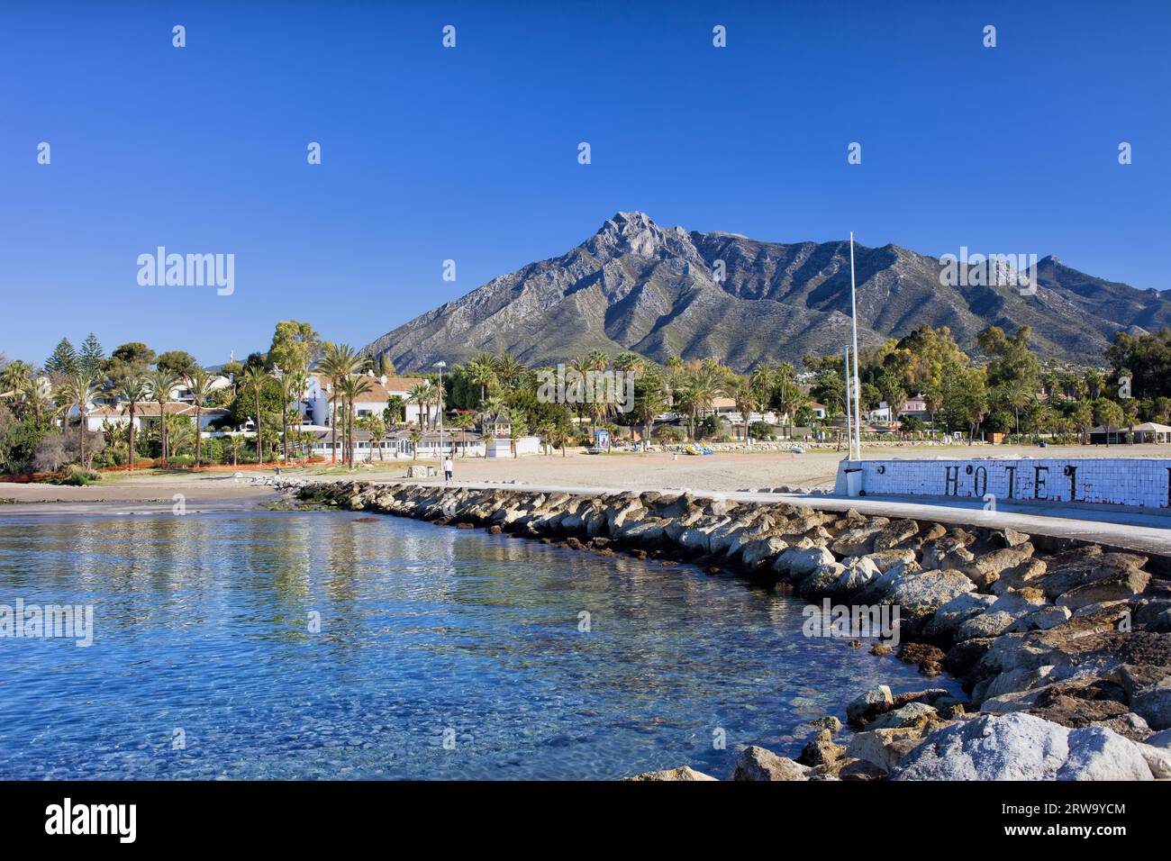 Puerto Banus Beach, Marbella, Spain Editorial Stock Image - Image of  destination, mountainous: 78834674