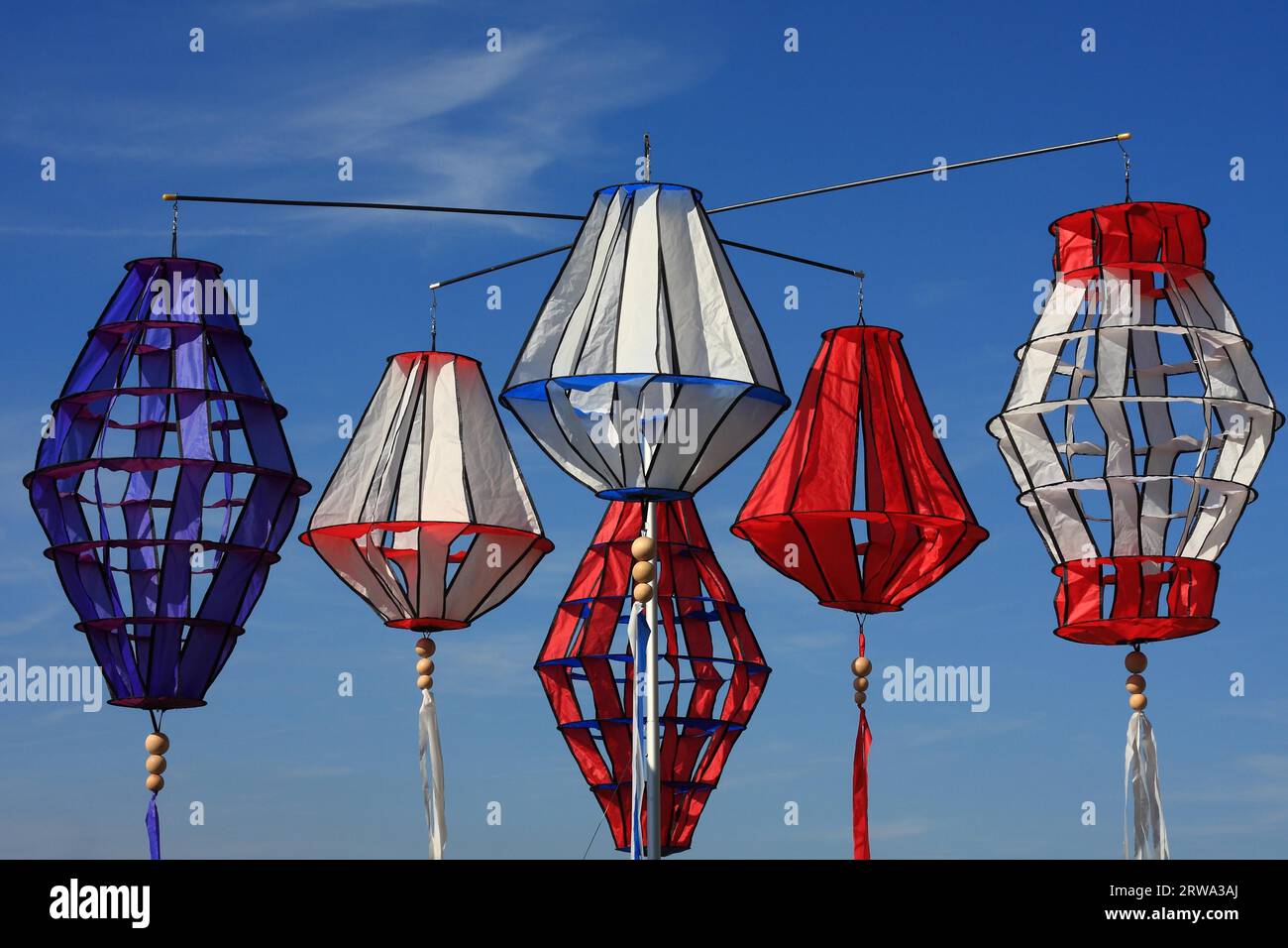 SKY WIND CHIMES main image 1