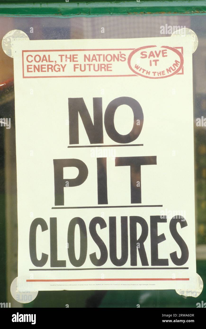 Miners Strike 1984 No Pit Closures poster in window of local union office Shirebrook Colliery Derbyshire 1980s UK HOMER SYKES Stock Photo