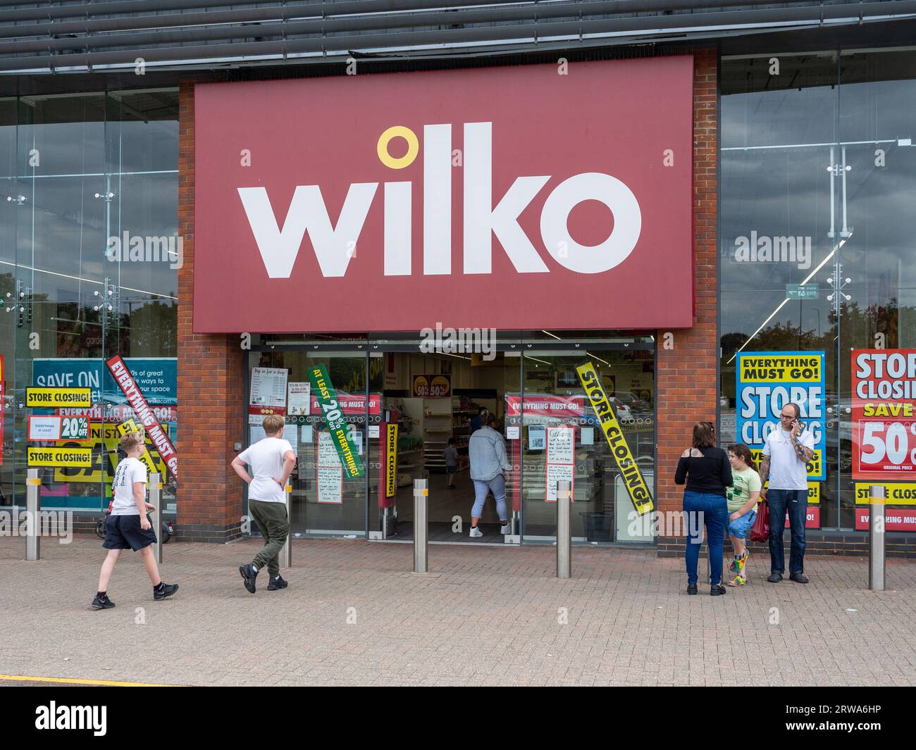 Wilko homeware store, Riverside Retail Park, Northampton, UK; in administration with store closing sale signs. Stock Photo