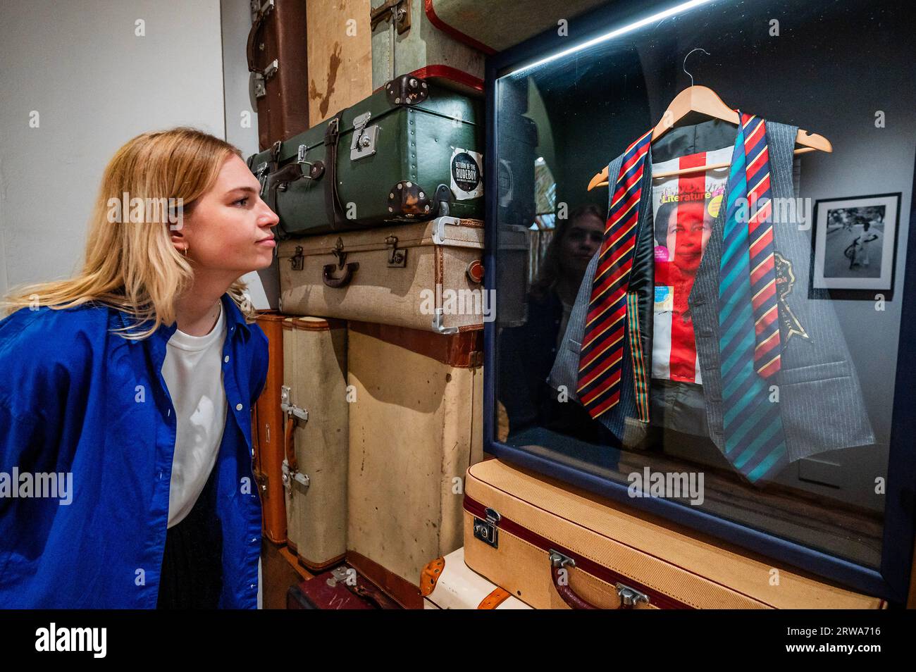 London, UK. 18th Sep, 2023. Christine Checinska, Epire Waistcoat, 2002 ...