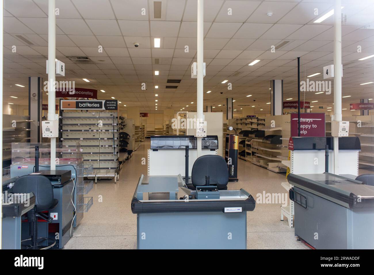 Basildon Essex, UK. 18th Sep, 2023. Wilko store Following the collapse of Wilko a huge administration sale has taking place but now the Basildon Essex store has now closed down and everything has gone and the store is empty Credit: Richard Lincoln/Alamy Live News Stock Photo