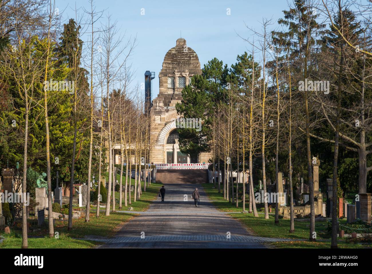 Pragfriedhof Cemetery, Stuttgart in Stuttgart-Nord, Baden-Württemberg, Germany Stock Photo