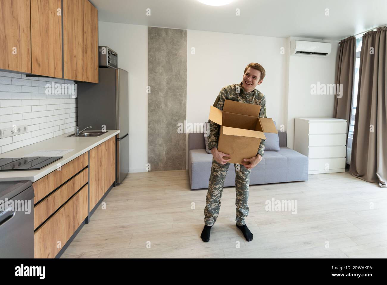 Military uniform donation hires stock photography and images Alamy