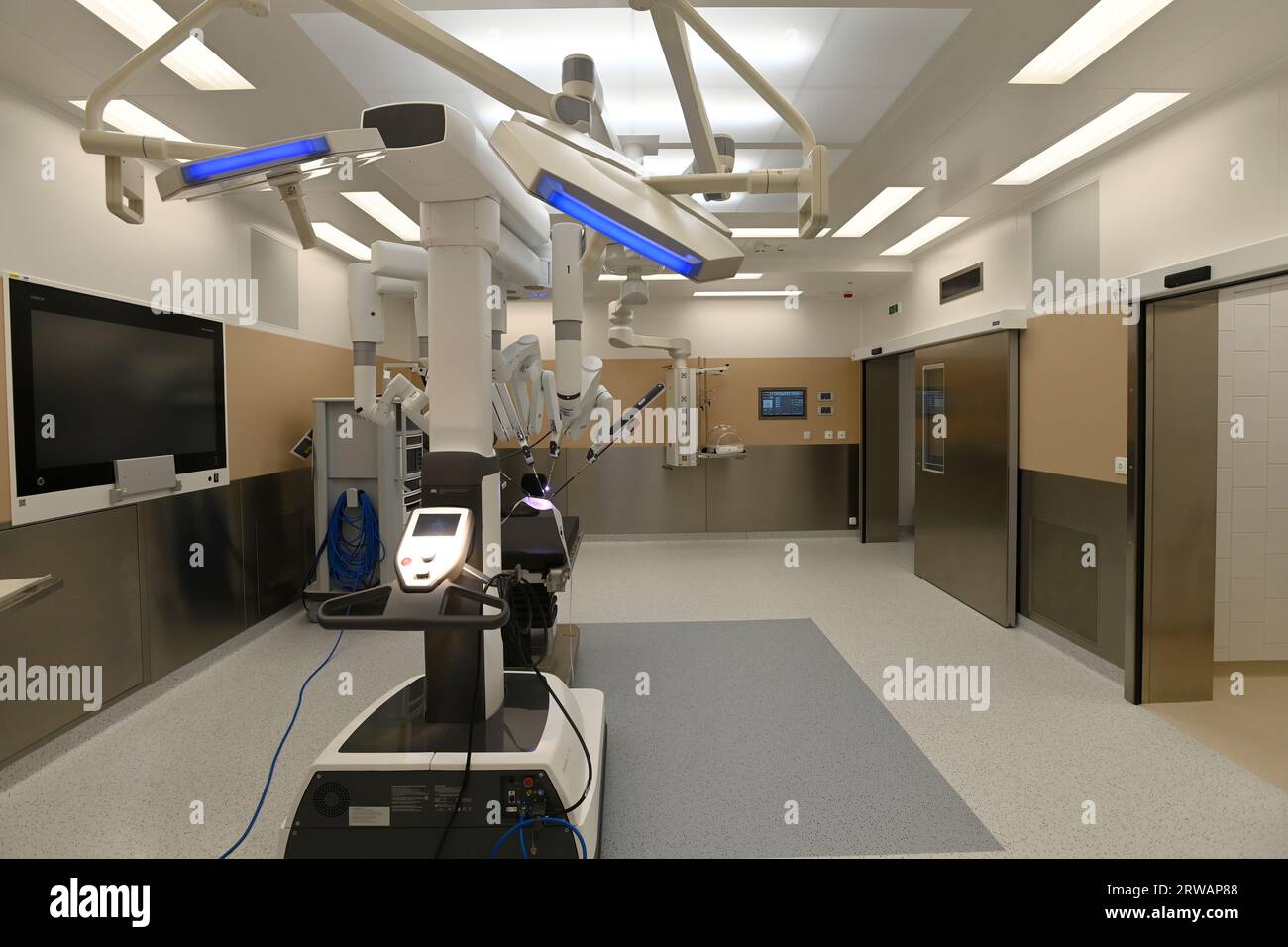 Zlin, Czech Republic. 18th Sep, 2023. The da Vinci Surgical System