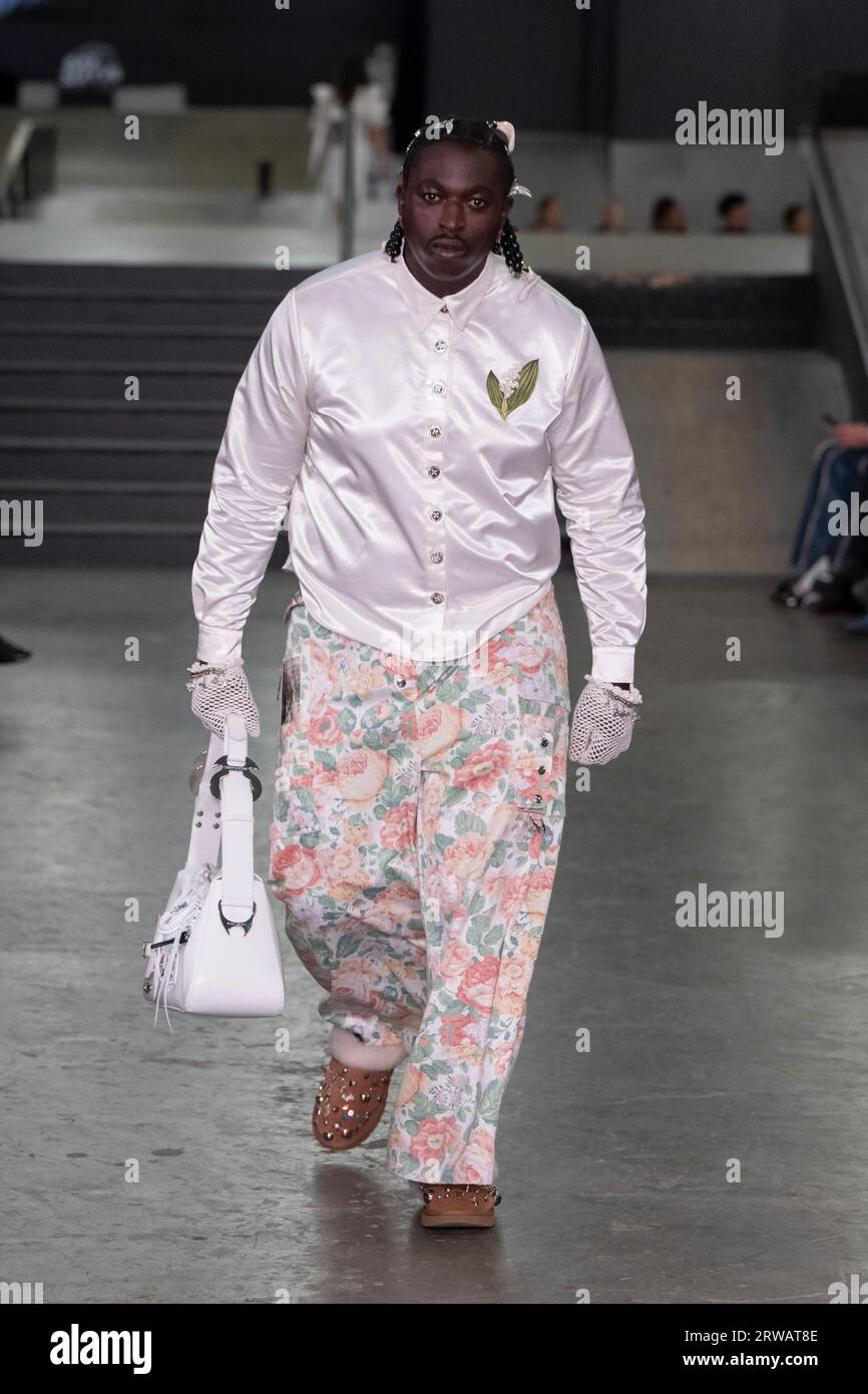 London, UK. 15th Sep, 2023. A model walks on the runway at the Chopova ...