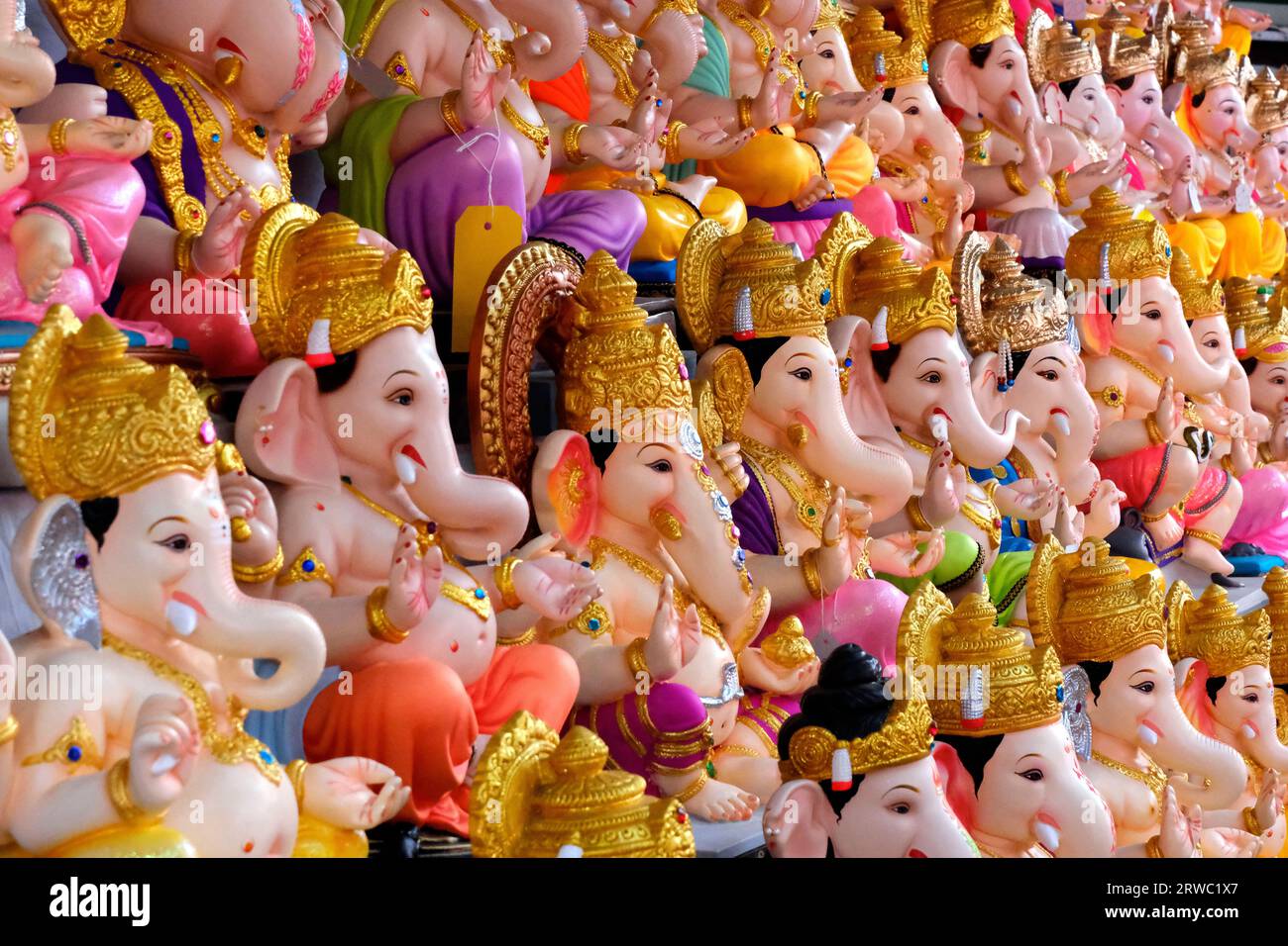 18092023 September 2023, Newly made idols of the God known as Ganesha or Ganapati for sale at