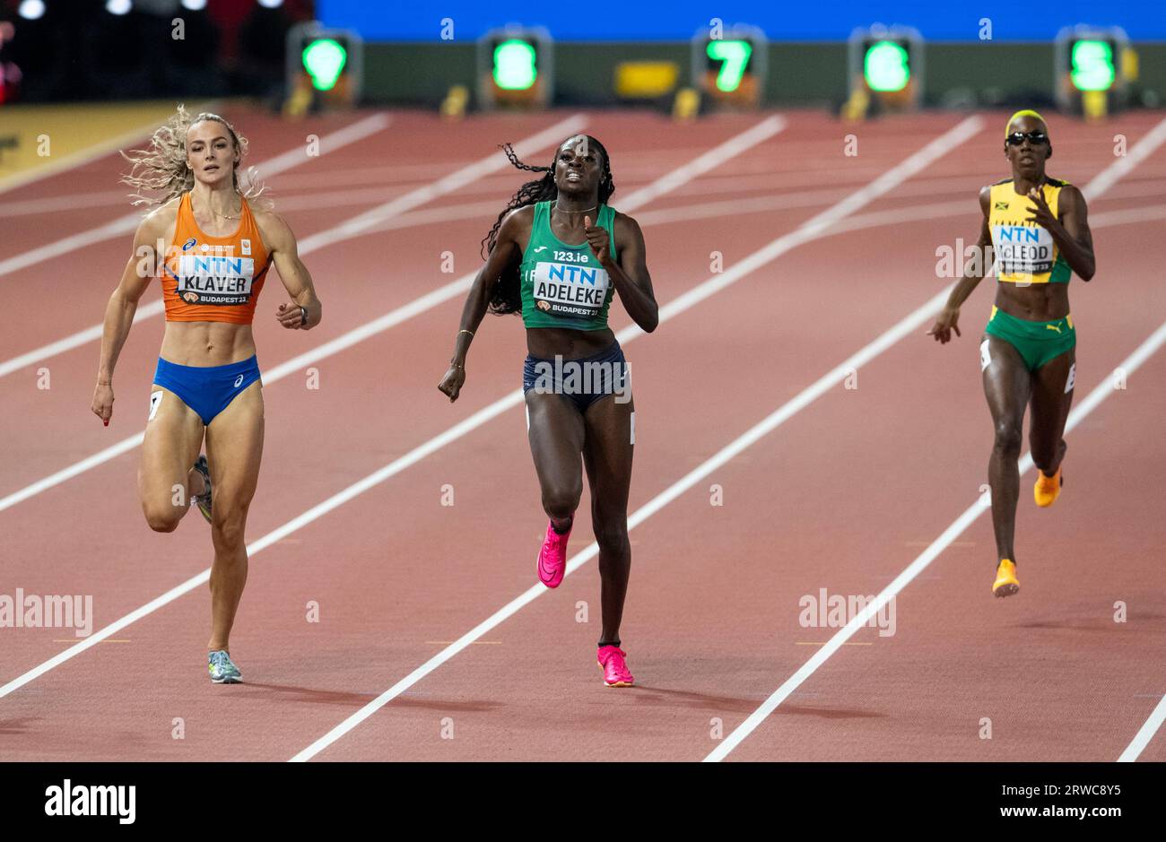 Lieke Klaver, Rhasidat Adeleke and Candice McLeod competing in the 400m