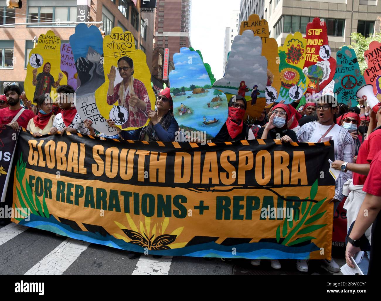New York, New York, USA. 17th Sep, 2023. Members of the South Asia Diaspora march as thousands of demonstrators march in Midtown New York City to the United Nations Sunday September 17, 2023, in advance of the United Nations Climate Ambition Summit. The Summit will be held September 20. An hour after the march started, the last demonstrators were still waiting to begin their procession. (Credit Image: © Mark Hertzberg/ZUMA Press Wire) EDITORIAL USAGE ONLY! Not for Commercial USAGE! Stock Photo