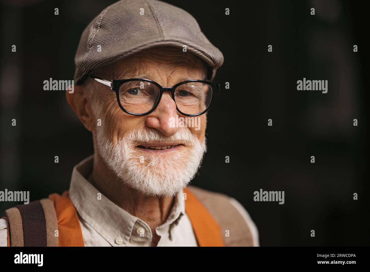 Man beret on head hi-res stock photography and images - Alamy