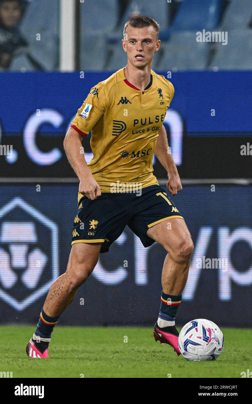 Albert Gudmundsson of Genoa CFC looks on during the Serie A football match  between Genoa CFC and AS Roma Stock Photo - Alamy