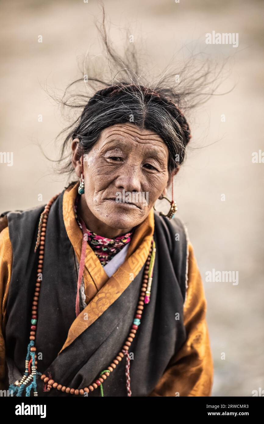 Old tibetan portrait face woman hi-res stock photography and