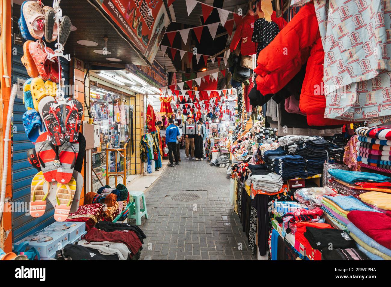 Bahrain street hi-res stock photography and images - Alamy